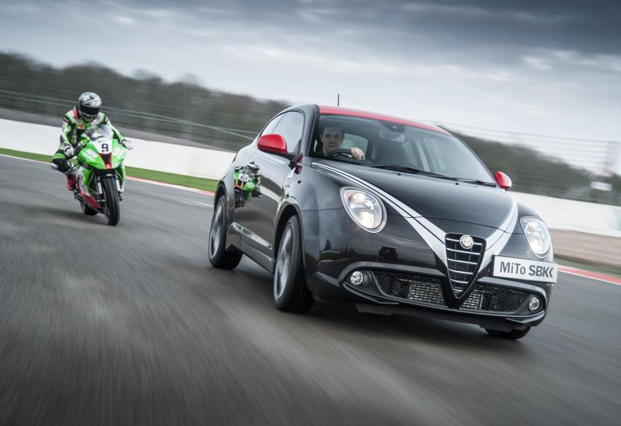  Alfa Romeo MiTo SBK Limited Edition (955) 2013 года  (UK) (фото 7 из 15)